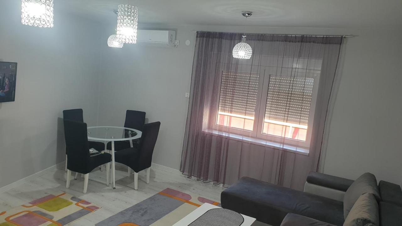 Apartman Sweet Dreams 3 Nis Exterior photo